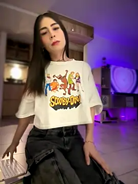 Snapshot of candycami19 chatting on 7, 10, 2025 candycami19 online show from 7, 10, 2025