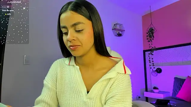 Bella walker  online show from 19, 3, 2026