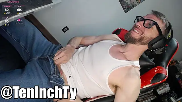 Snapshot of teninchty chatting on 12, 5, 2026 teninchty online show from 12, 5, 2026