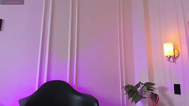 JasmineRoss 1 online show from 1, 12, 2025