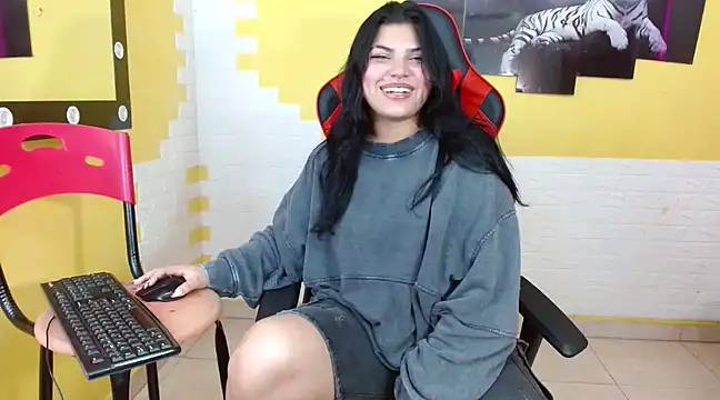 melany rouse18 online show from 28, 2, 2025