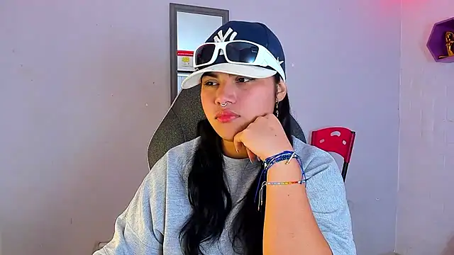 melany rouse18 online show from 4, 10, 2025