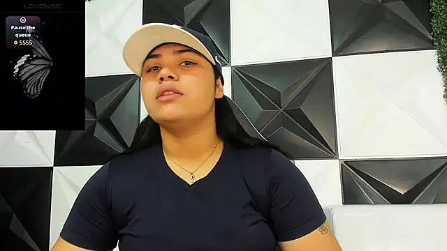 Snapshot of melany_rouse18 chatting on 20, 6, 2026 melany rouse18 online show from 20, 6, 2026