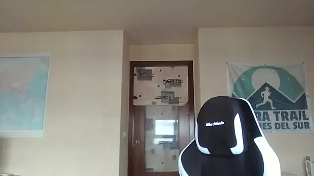 Snapshot of llopaco chatting on 29, 4, 2026 llopaco online show from 29, 4, 2026