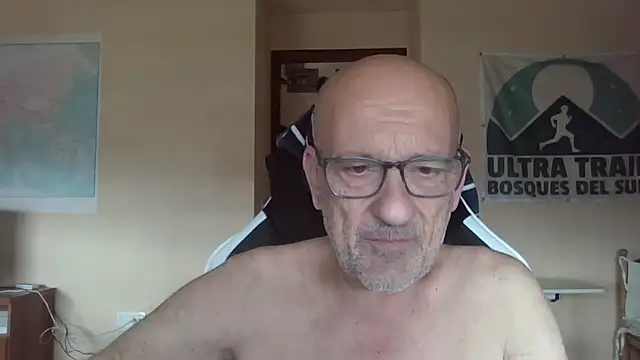 Snapshot of llopaco chatting on 9, 5, 2026 llopaco online show from 9, 5, 2026