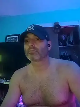 Snapshot of Novabear6996 chatting on 26, 4, 2026 Novabear6996 online show from 26, 4, 2026