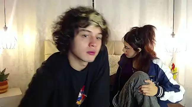 Snapshot of fyreandfox_ chatting on 5, 3, 2025 fyreandfox online show from 5, 3, 2025