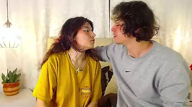 Snapshot of fyreandfox_ chatting on 10, 3, 2025 fyreandfox online show from 10, 3, 2025