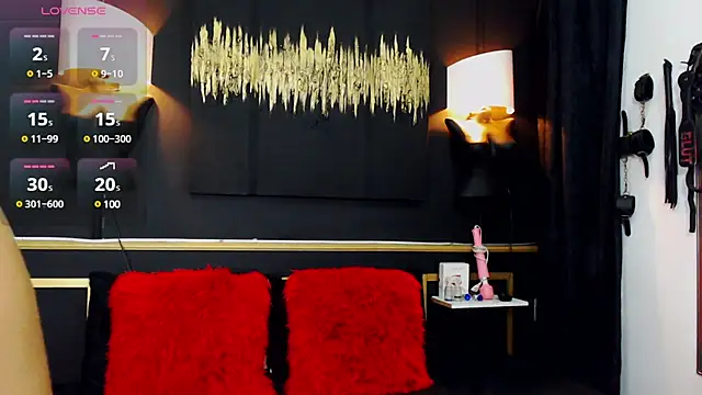 Dahiana Giil online show from 10, 3, 2025