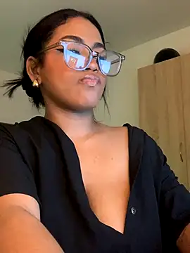 Dahiana Giil online show from 19, 9, 2025