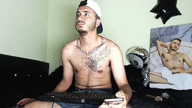 AdamParker  online show from 4, 11, 2025