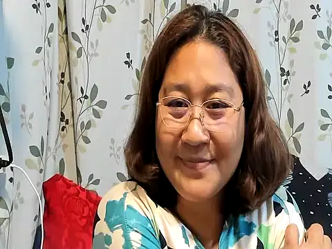 Snapshot of hotchubby88 chatting on 27, 9, 2025 hotchubby88 online show from 27, 9, 2025