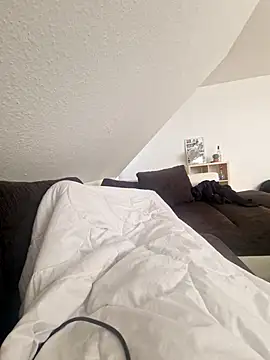 DerechteJunge online show from 15, 2, 2026