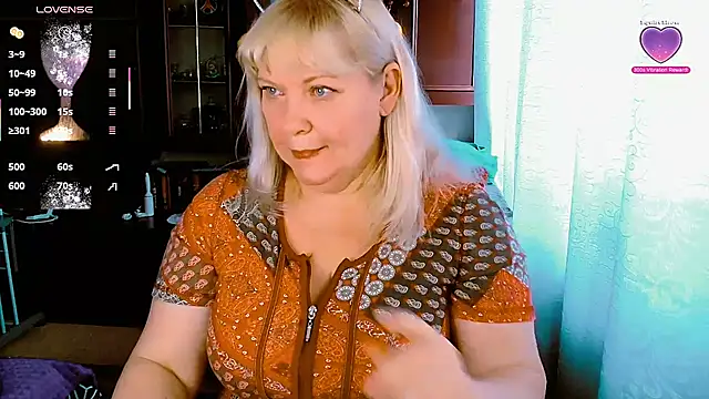 FlowerButterf online show from 15, 12, 2025