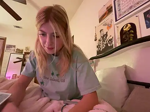 sinfulblonde1 online show from 19, 2, 2025