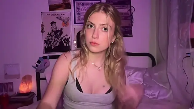 sinfulblonde1 online show from 20, 3, 2025