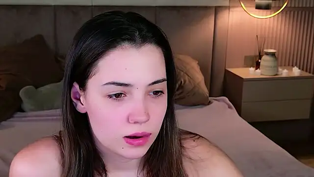 Alice Deleon online show from 9, 11, 2025