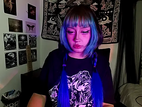Snapshot of blue_katt chatting on 10, 9, 2025 blue katt online show from 10, 9, 2025