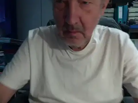 HMStraps01 online show from 19, 12, 2024