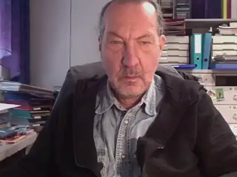 HMStraps01 online show from 20, 12, 2024