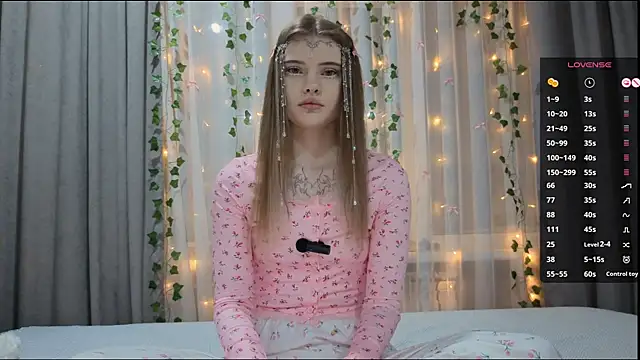 CarolinePepper online show from 10, 1, 2026