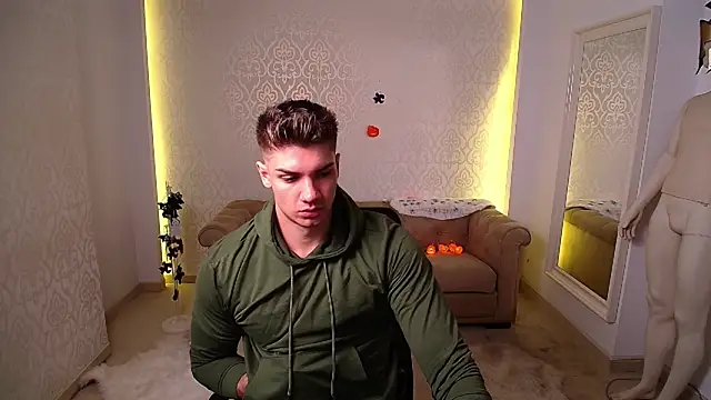 MaxKaiden online show from 19, 10, 2025