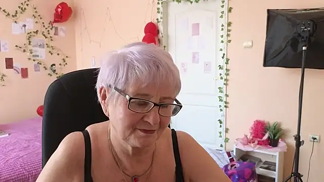 Sandra Snowflake online show from 25, 3, 2026