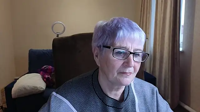 Sandra Snowflake online show from 27, 4, 2026