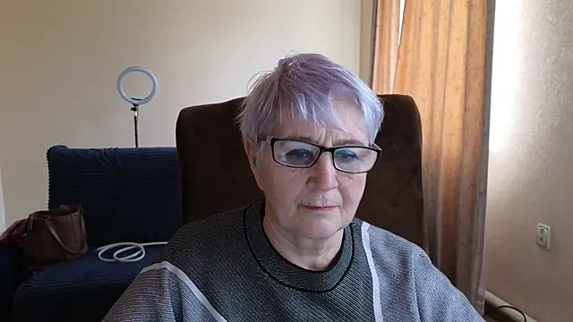 Sandra Snowflake online show from 29, 4, 2026