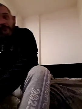 Hector87ZGB online show from 17, 2, 2025