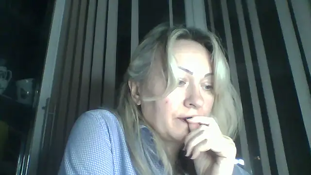 Snapshot of Mary888x chatting on 6, 3, 2025 Mary888x online show from 6, 3, 2025