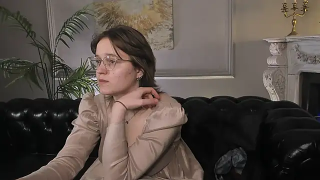 Snapshot of Rada_Woods chatting on 10, 3, 2025 Rada Woods online show from 10, 3, 2025