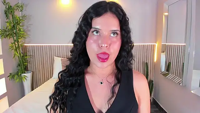 GeorginaReyes online show from 9, 9, 2025