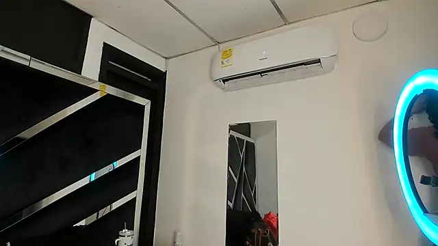 Snapshot of Rubyxht chatting on 5, 2, 2026 Rubyxht online show from 5, 2, 2026