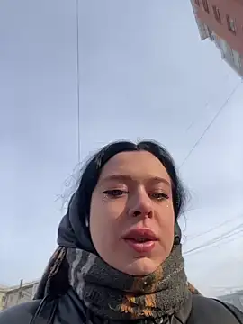 AlishaPrettyBlade online show from 6, 3, 2025