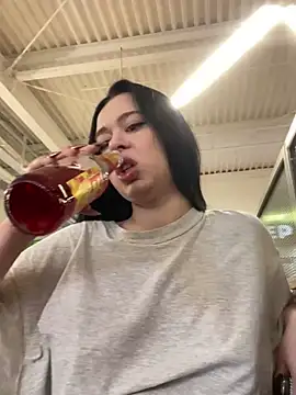 AlishaPrettyBlade online show from 14, 3, 2025