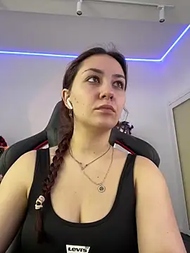 Snapshot of AshleySkott_ chatting on 28, 10, 2025 AshleySkott online show from 28, 10, 2025