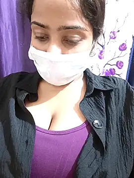 Snapshot of COZY_ROZI chatting on 12, 9, 2025 COZY ROZI online show from 12, 9, 2025