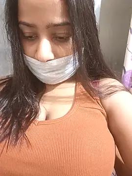 COZY ROZI online show from 14, 12, 2025