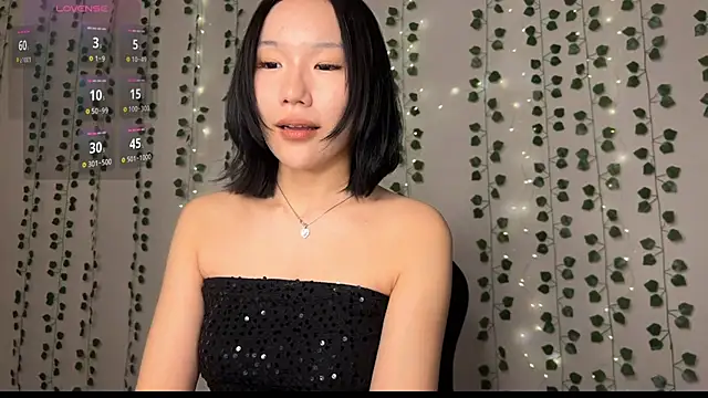Snapshot of Asian_Vi chatting on 26, 4, 2026 Asian Vi online show from 26, 4, 2026