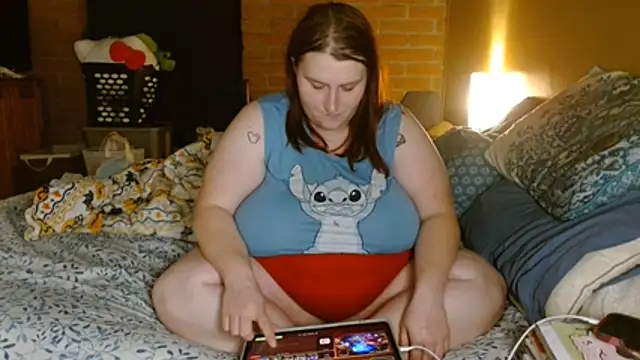 Snapshot of BubblyMoonie chatting on 21, 6, 2026 BubblyMoonie online show from 21, 6, 2026