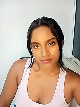 victoria roussee online show from 4, 3, 2025