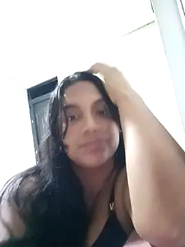 victoria roussee online show from 11, 3, 2025