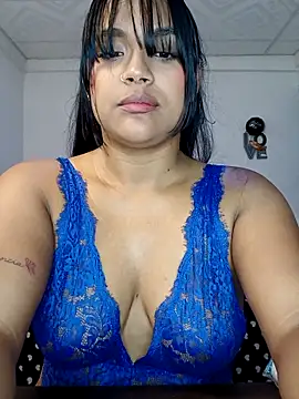 victoria roussee online show from 23, 11, 2025