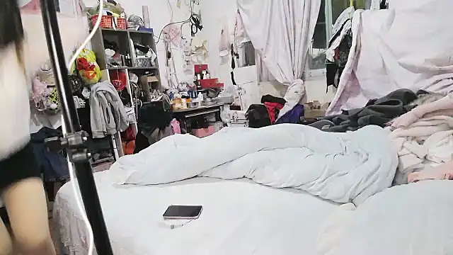 hebe-02 online show from 10, 4, 2026