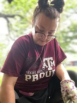 HTXBELLE online show from 10, 4, 2026