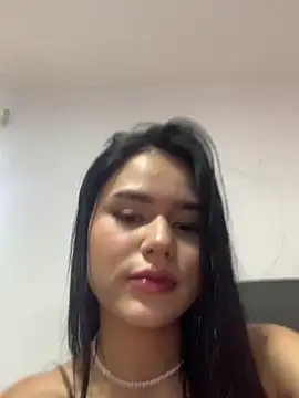 Emily-Carter online show from 31, 10, 2025