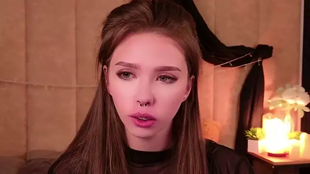 Sierra Fane online show from 15, 9, 2025