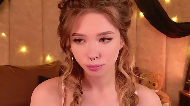 Sierra Fane online show from 22, 2, 2026