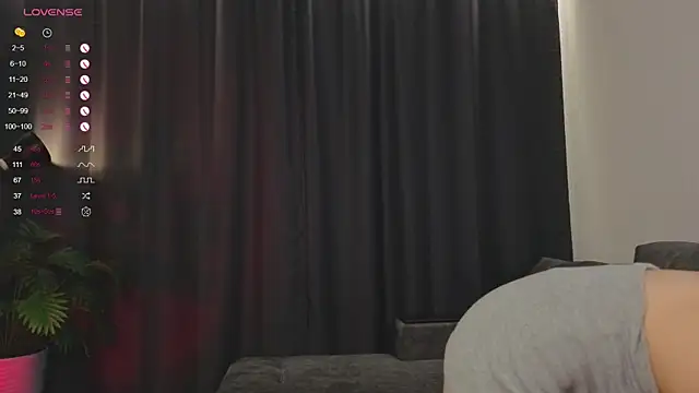 Nerdy Amy online show from 8, 11, 2025